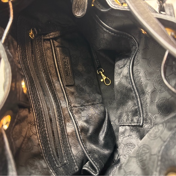 Michael Kors lady’s hand bag with the original dust cover - Picture 6 of 7